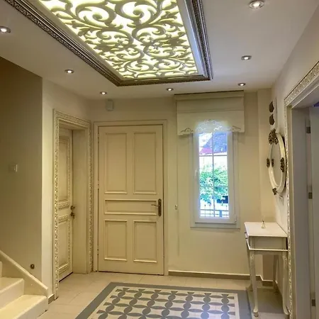 Dantella Villa *